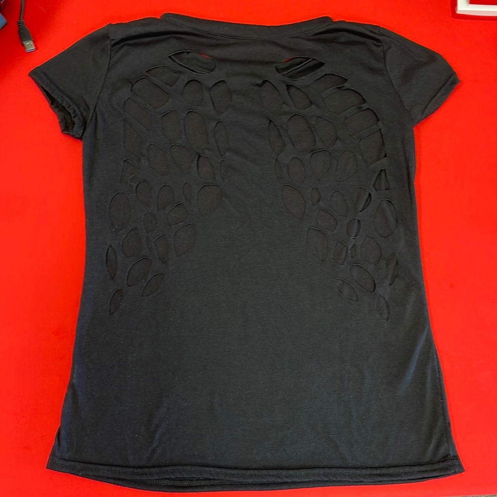 Black T-Shirt WITH 😇ANGEL wings cut out in the back! CLICK to get a better look